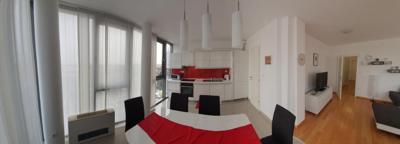 Penthouse Heart Of Slavonia **** Apartman Ðakovo Kültér fotó